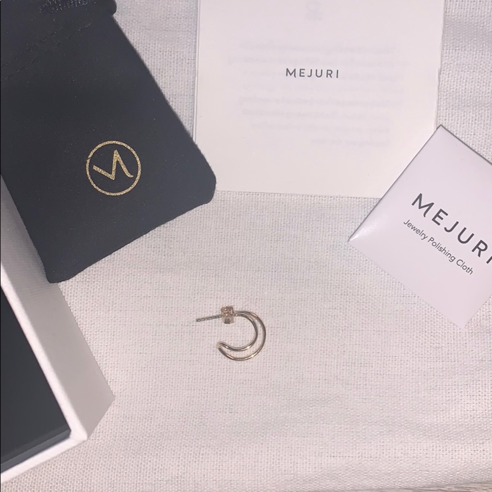 SINGLE mejuri twin hoop earring(for the RIGHT ear)